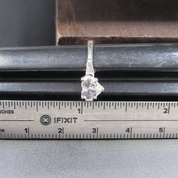 Size 8.75 Sterling Silver Love Heart Cubic Zirconia Rustic Band Ring Vintage - Picture 7 of 8